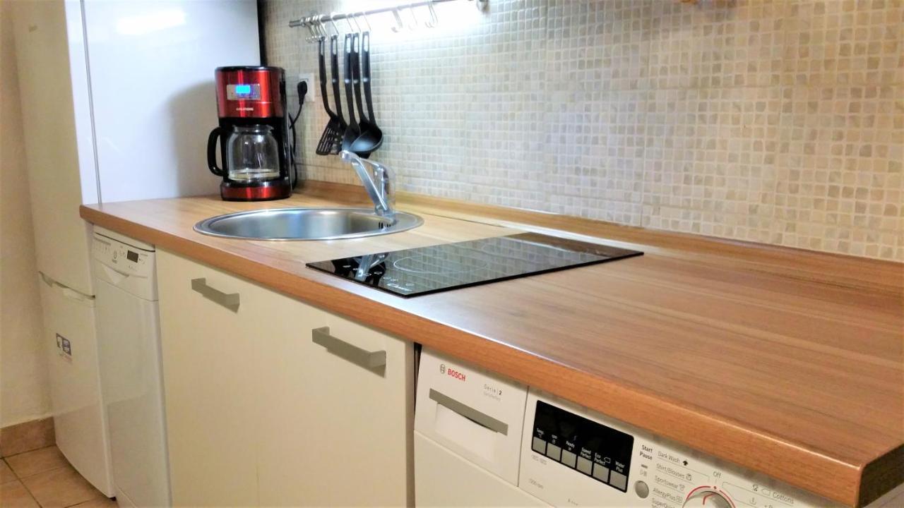 Authentic Mediterranean Apartment スプリト エクステリア 写真